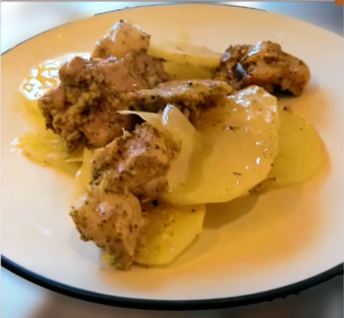 Lemon Garlic Chicken Dinner (Djej a Batata)