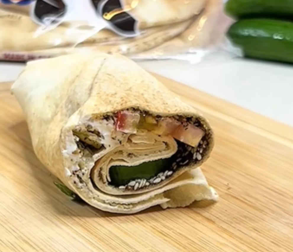 Zaatar Pita Roll with Crunch